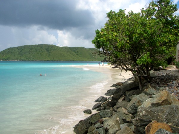 Cinnamon Bay Beach